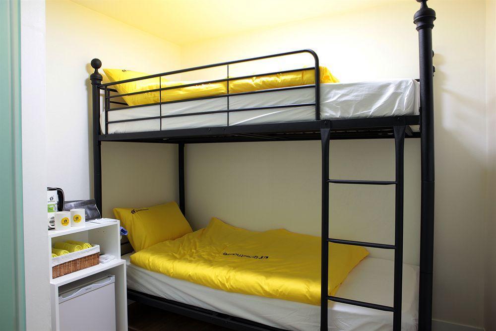 Hotel 24guesthouse Myeongdong Seoul